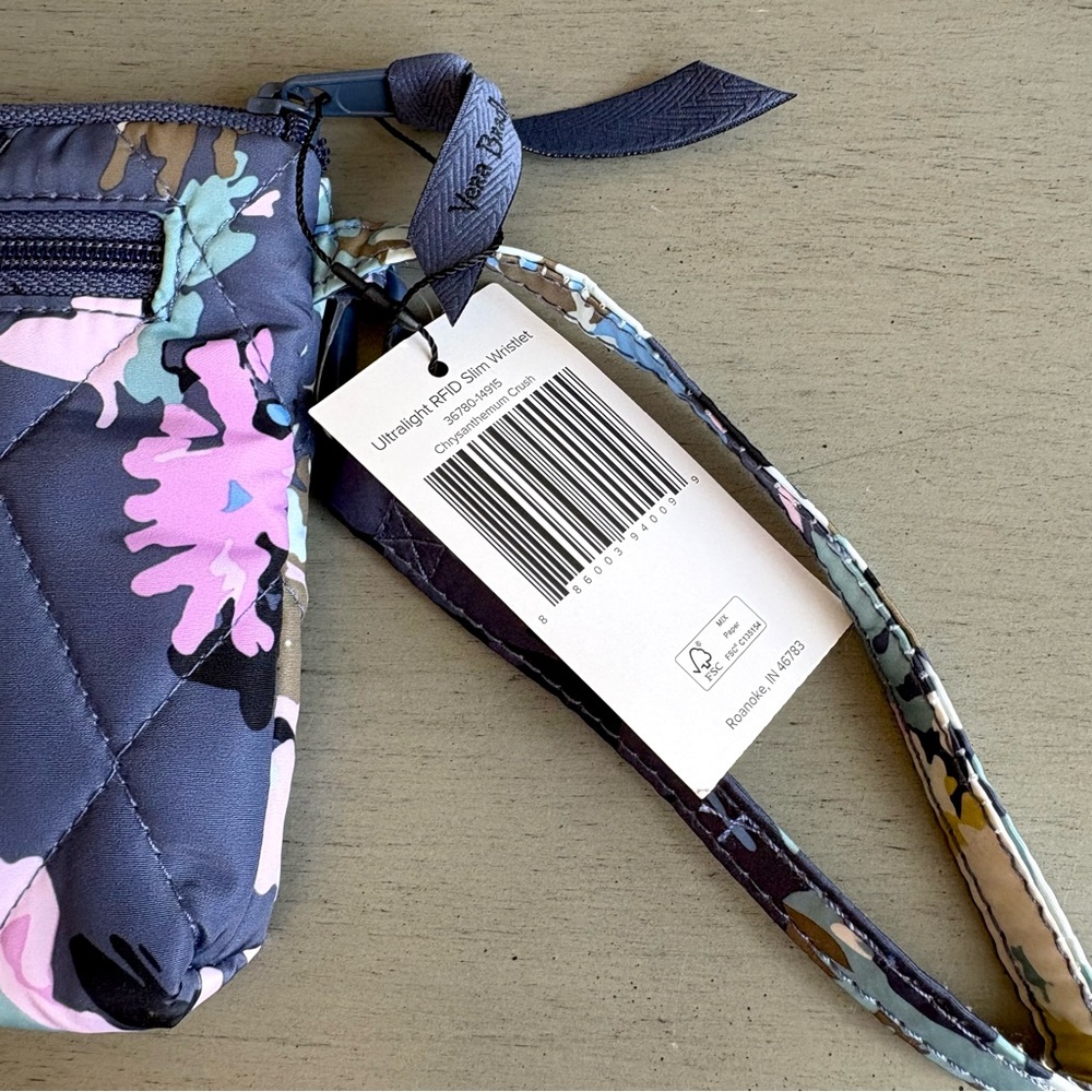 NWT Vera Bradley Floral Ultralight RFID Slim Wallet Wristlet Bag Purse Blue - Picture 8 of 11